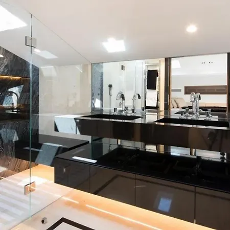 New With An Amazing View * Saint Tropez