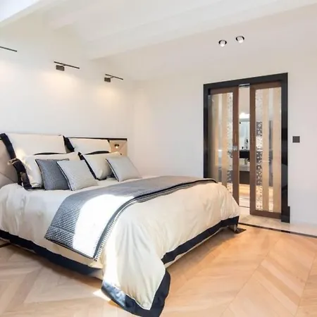 Apartman New With An Amazing View Saint-Tropez